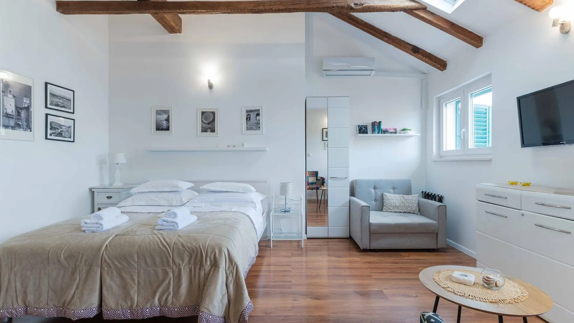 Apartment The Charm Split 0*,  Croacia