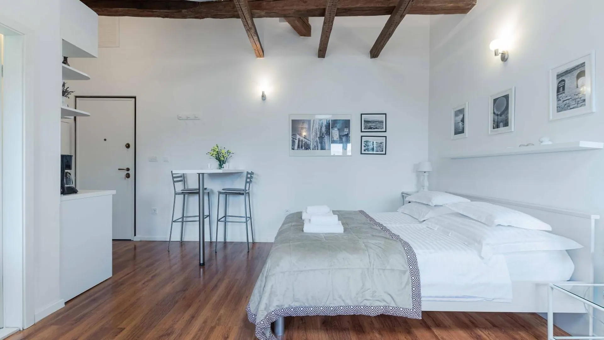 Apartment The Charm Split