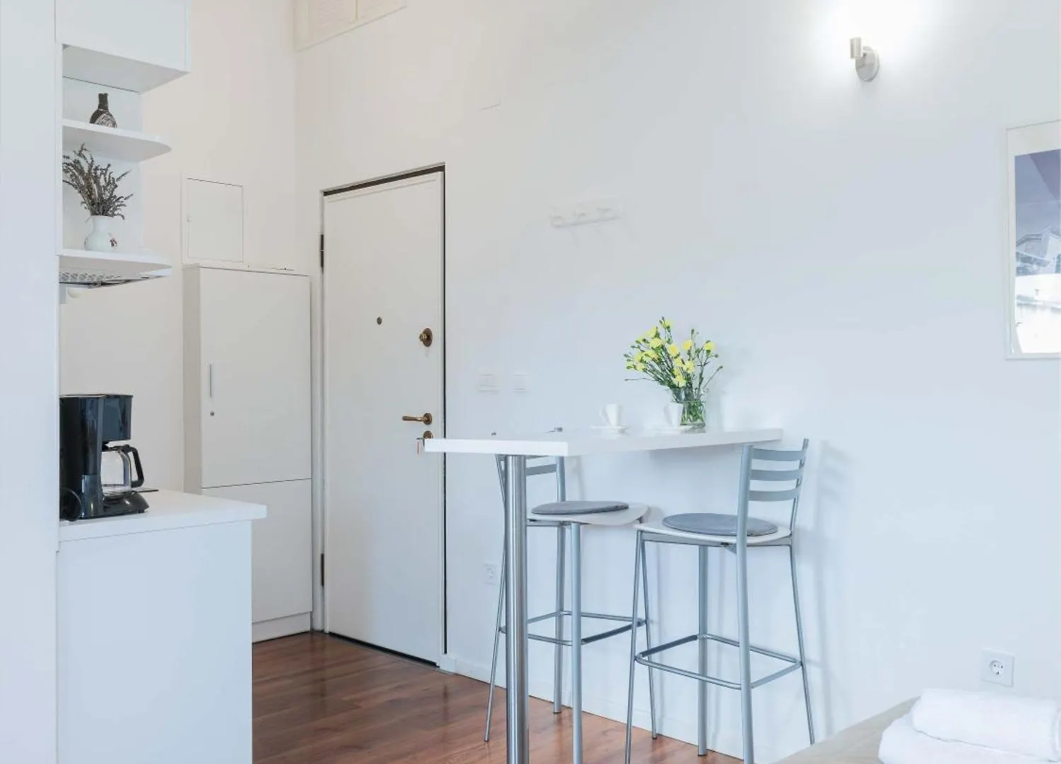 Apartment The Charm Split