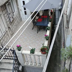 Duje Apartamento